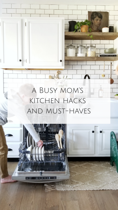 Busy mom kitchen hacks and must haves. Farmhouse kitchen. 